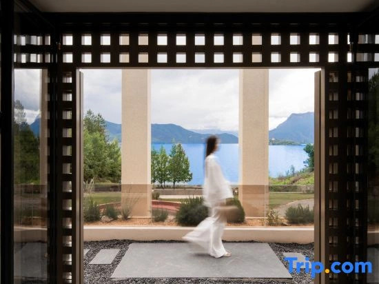 Lugu Lake Manchen Vacation Homestay