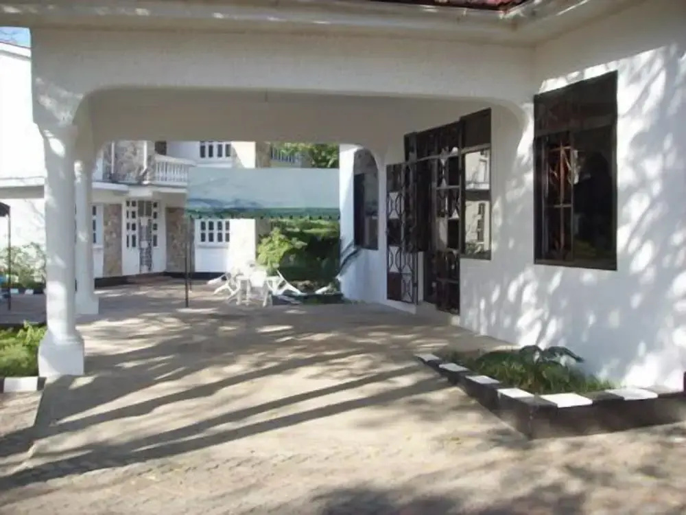 Nelly's Inn Hotel