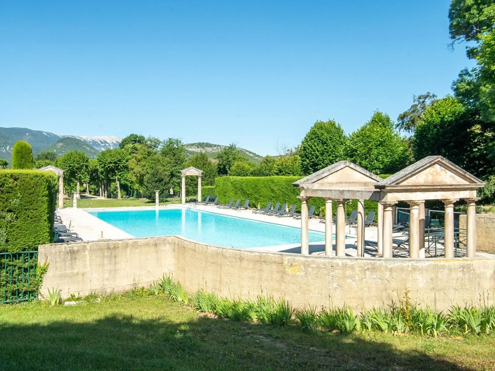 Cozy Apartment in Drome with Pool