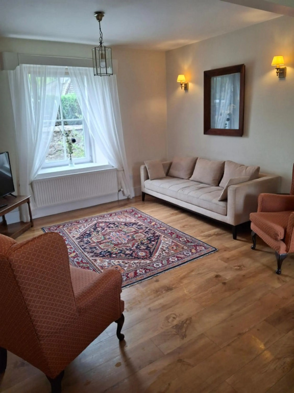 Aberlour Cottages - Bolthole & Retreat