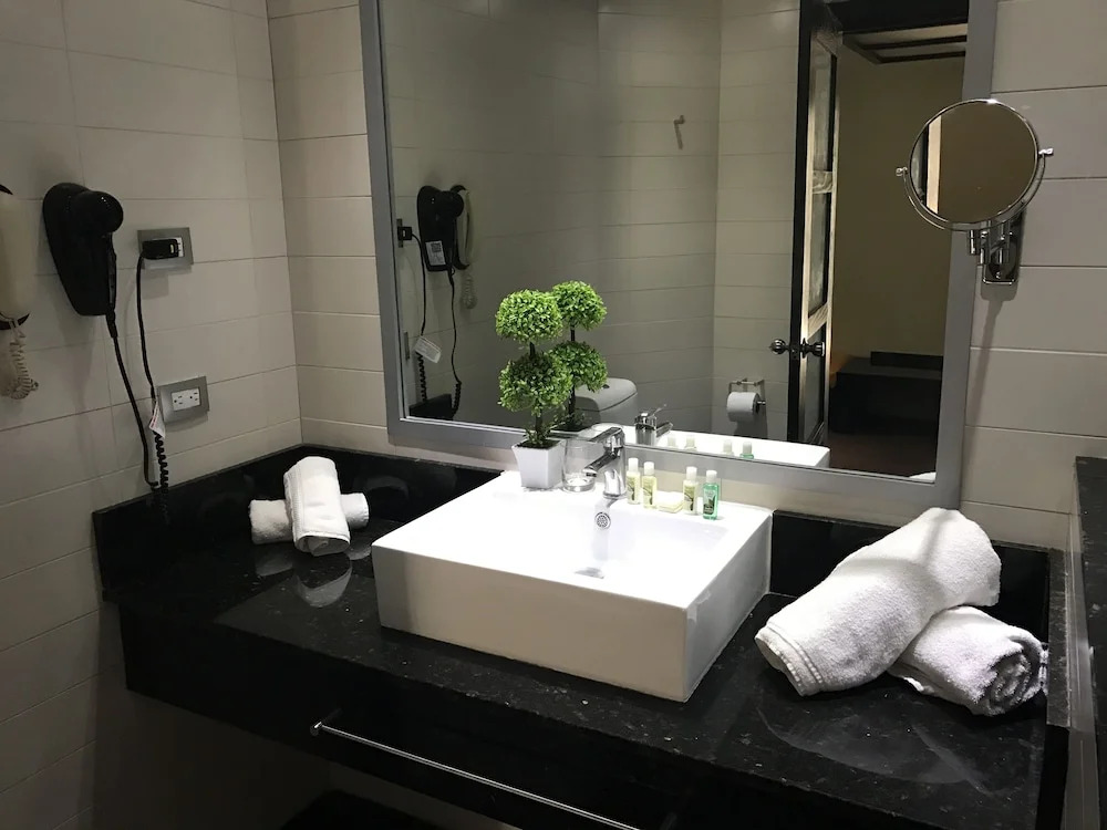 Savoy Hotel Boutique