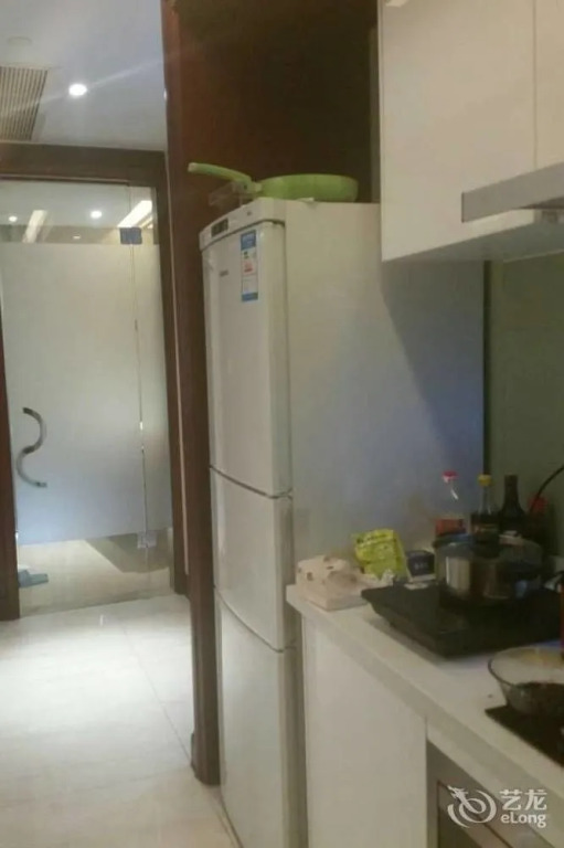 Xuanlong Apartment Hotel