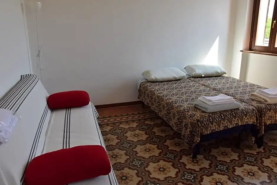 Stay in Verona Center