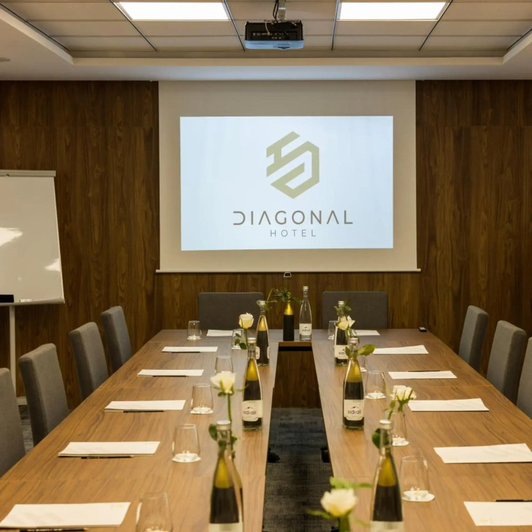 DIAGONAL HOTEL
