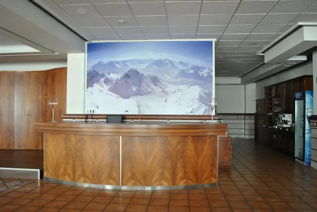 Hotel Restaurante Dama de Baza