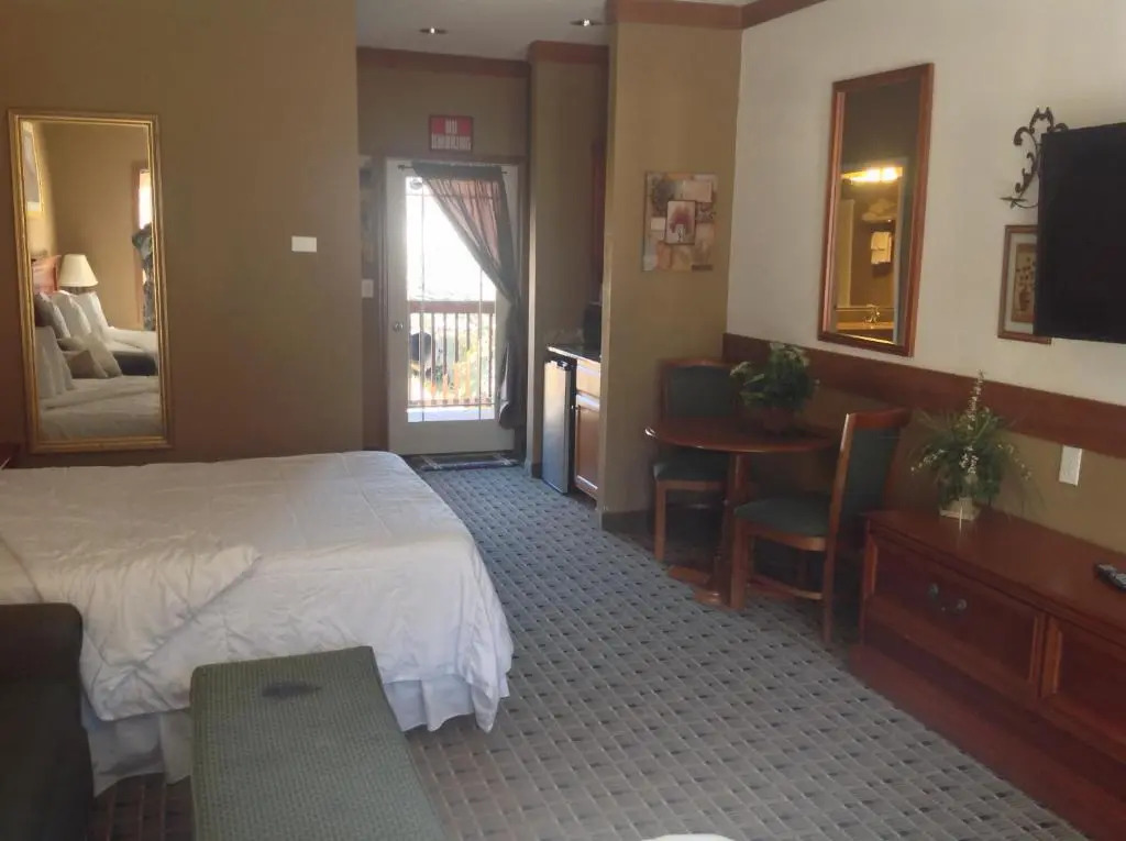 Qualla Cabins and Motel Cherokee near Casino
