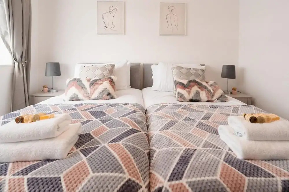 Convenient Wirral Retreat