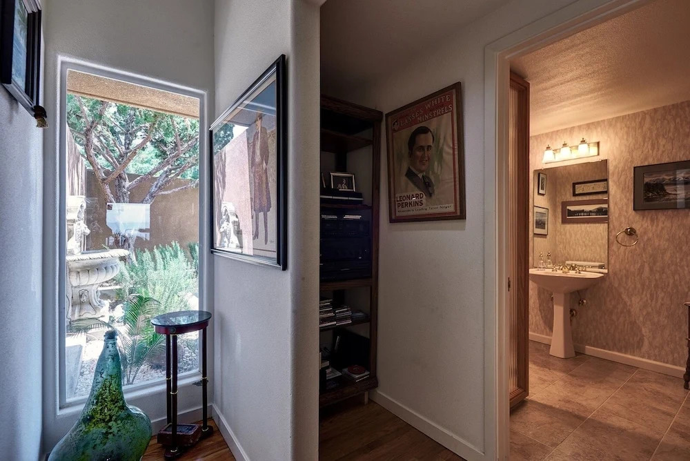 Scenic Bay View Sublime In East San Jose! 2 Bedroom Home