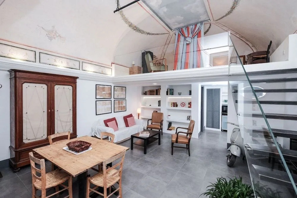 Vespa Studio Loft Trastevere