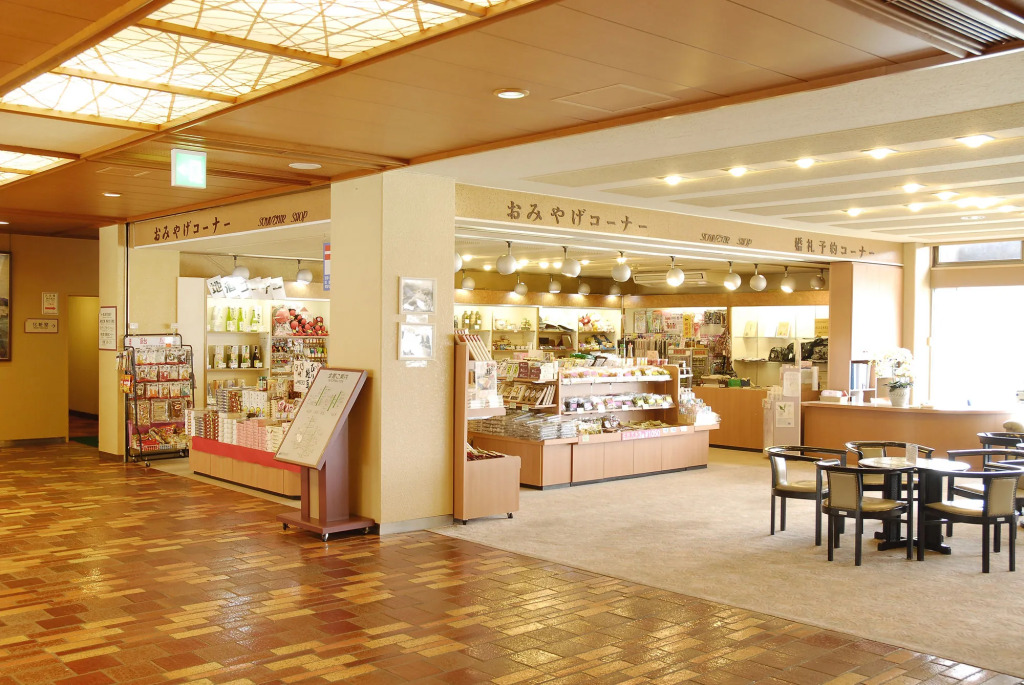 Enakyo Grand Hotel