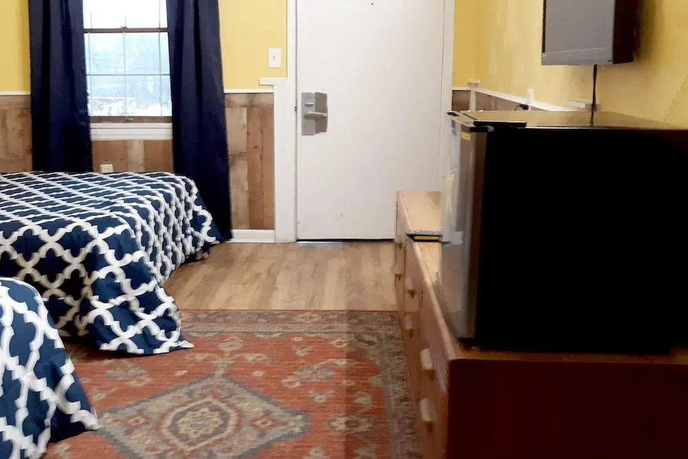 Budget Inn