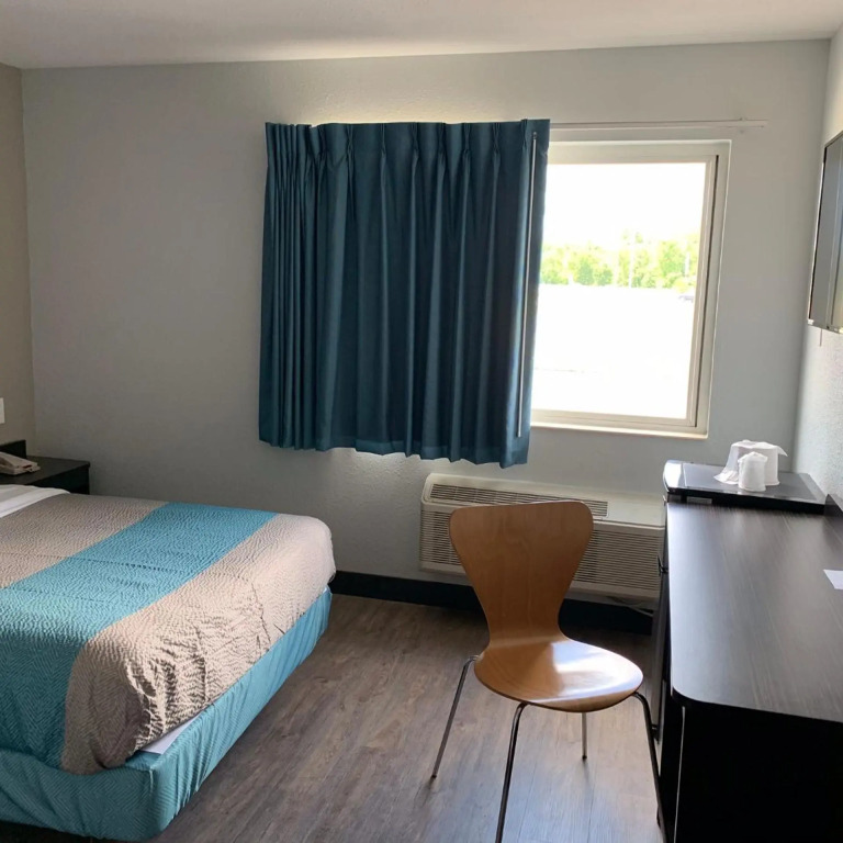 Motel 6-Fort Wayne, IN
