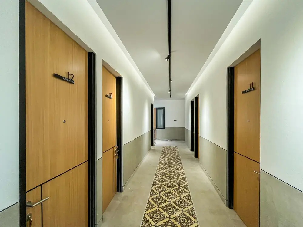 Urbanview Tigatuju Living Blitar