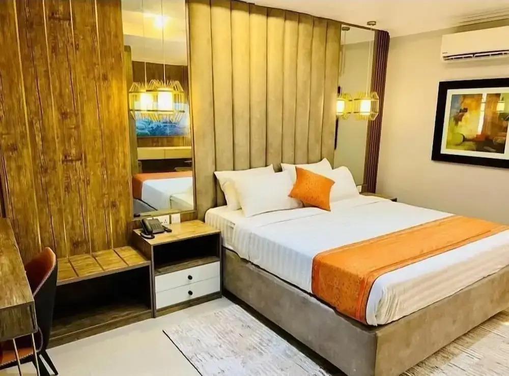 Villa Angelia Hotel & Chinese Restaurant