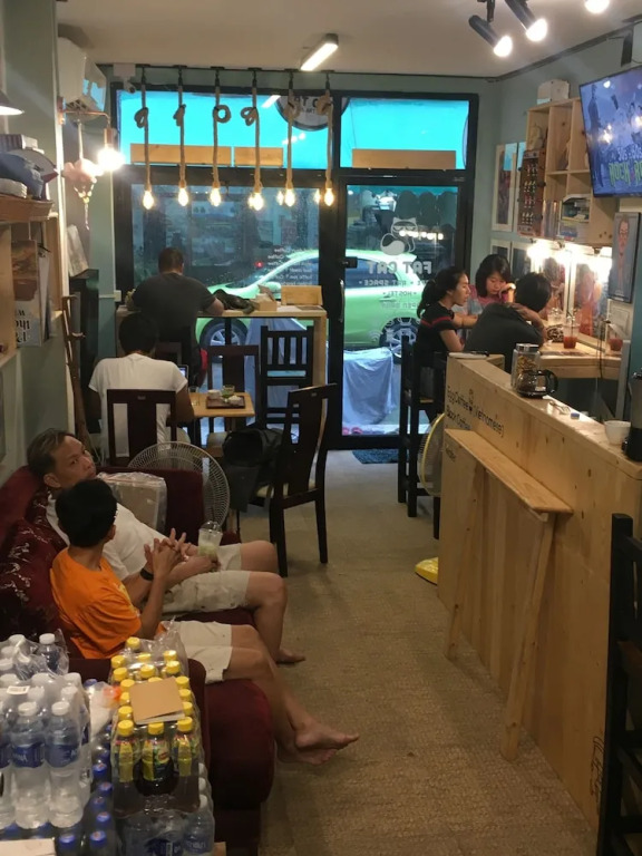 Fat Cat Hostel