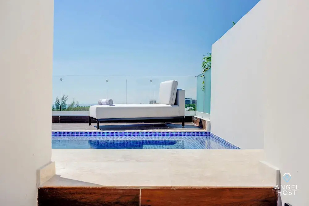 Jungle & Ocean View Condos