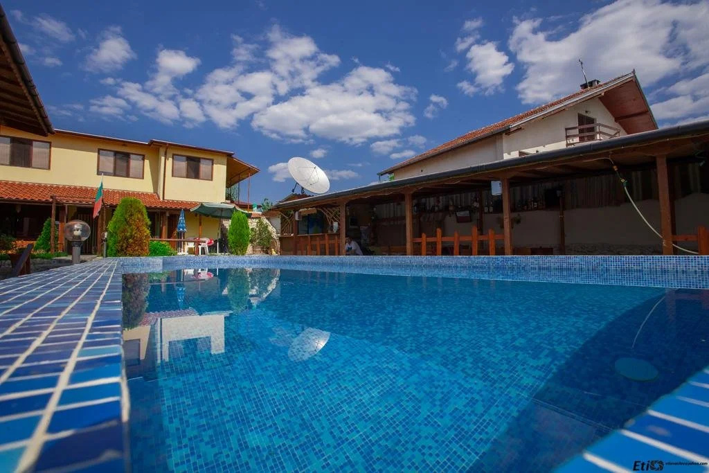 Semeen Hotel Valdes