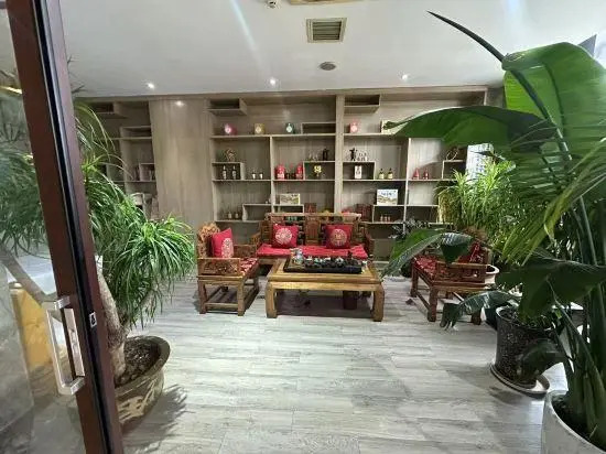 Captain Chain Hotel (Daixian Selected)