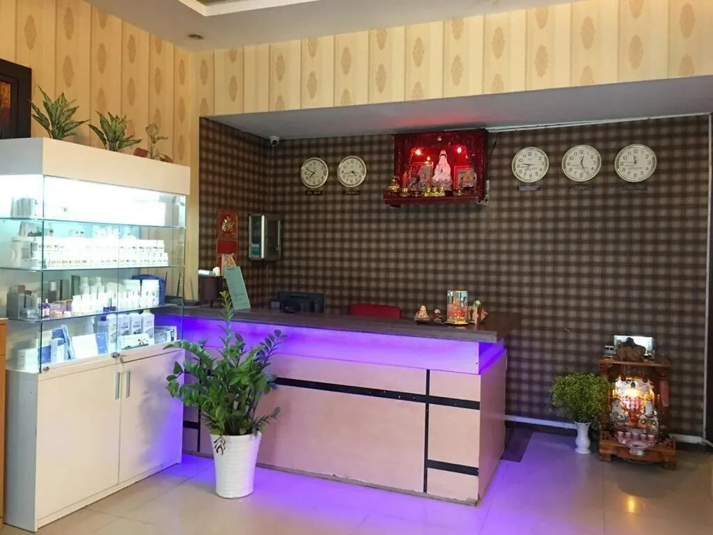 Aqua Long Son Hotel