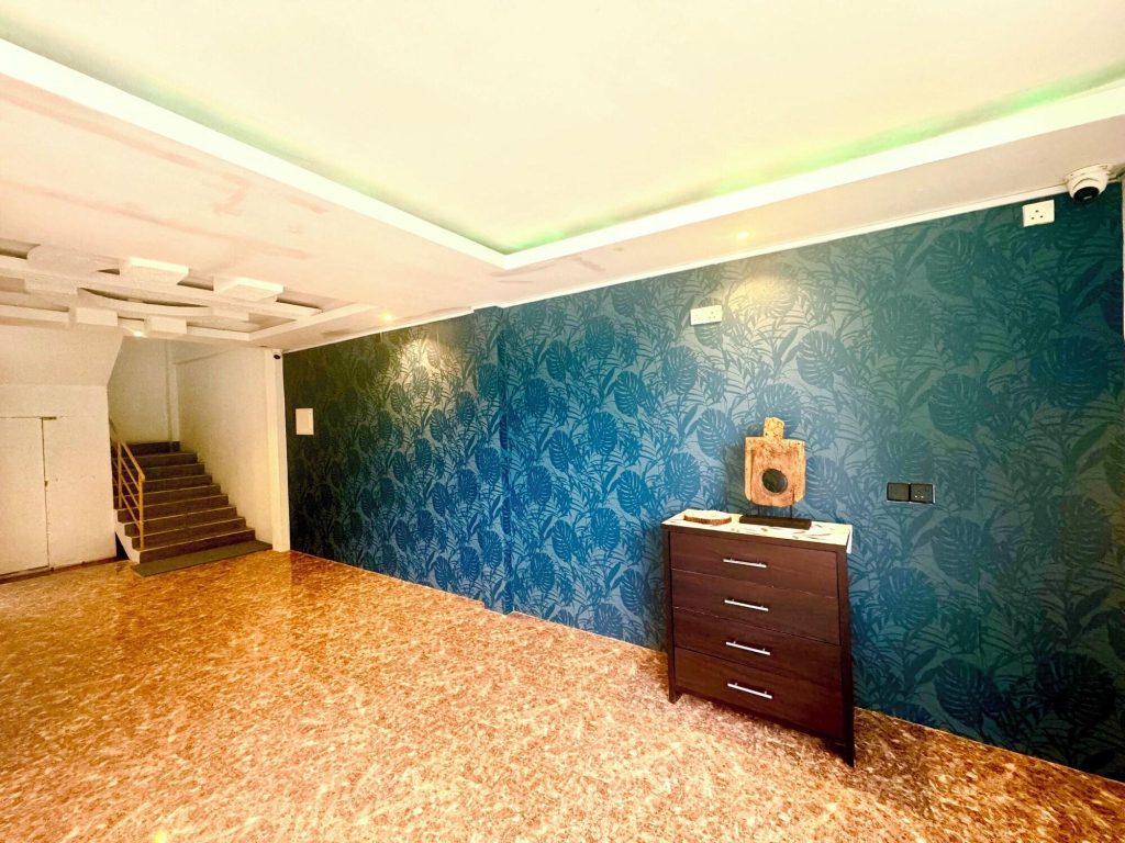 Sands Garden Hotel