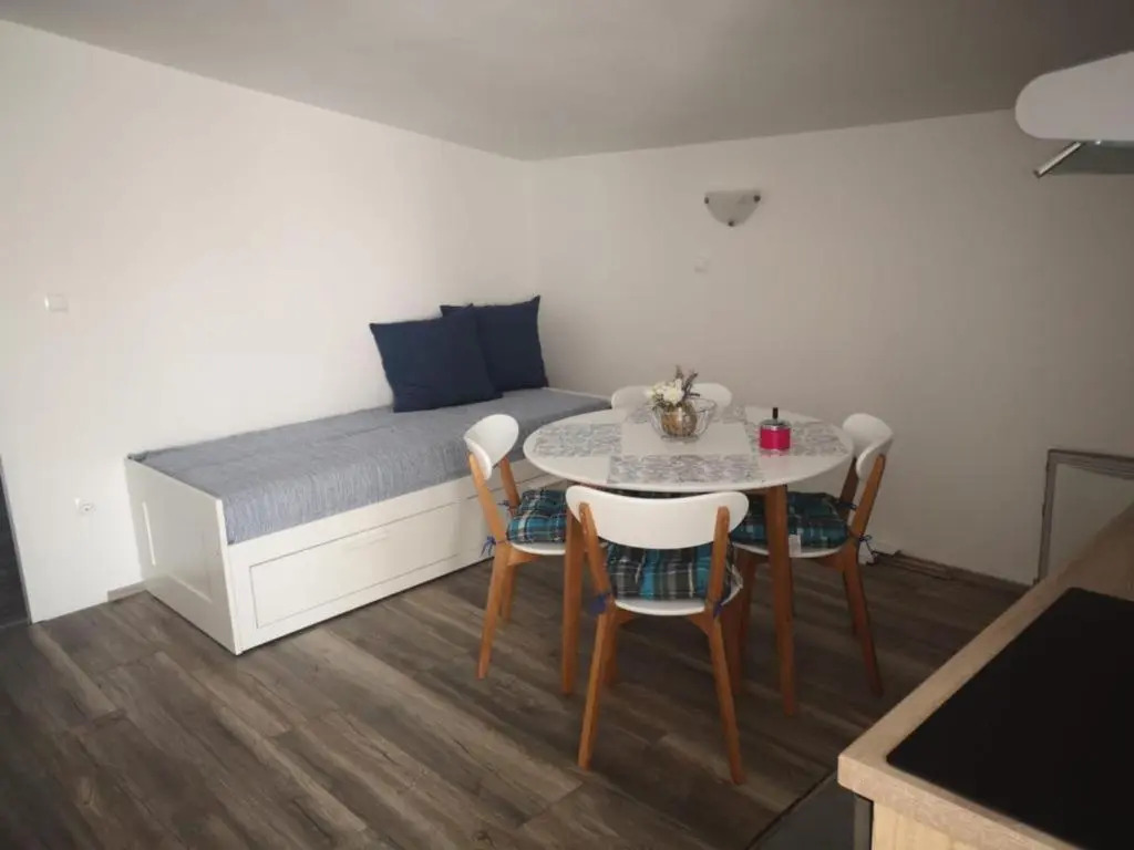 Apartments Tara