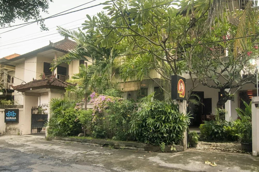 Miraa Guest House & Resto