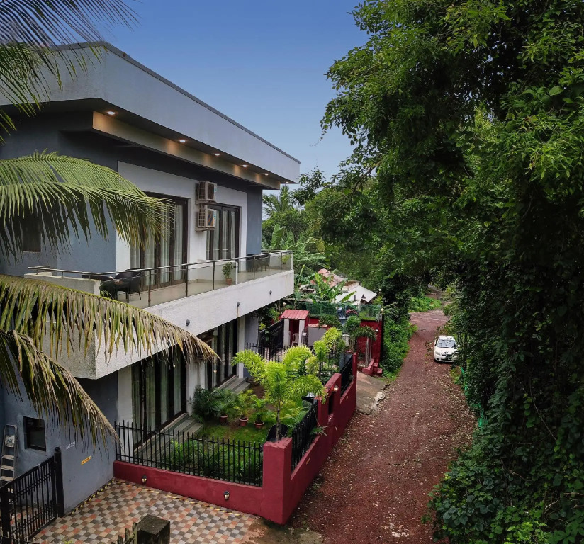 Foxoso Sonnet, Anjuna Goa