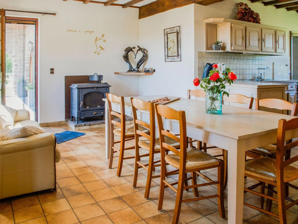 Appealing villa in Bièvre with garden