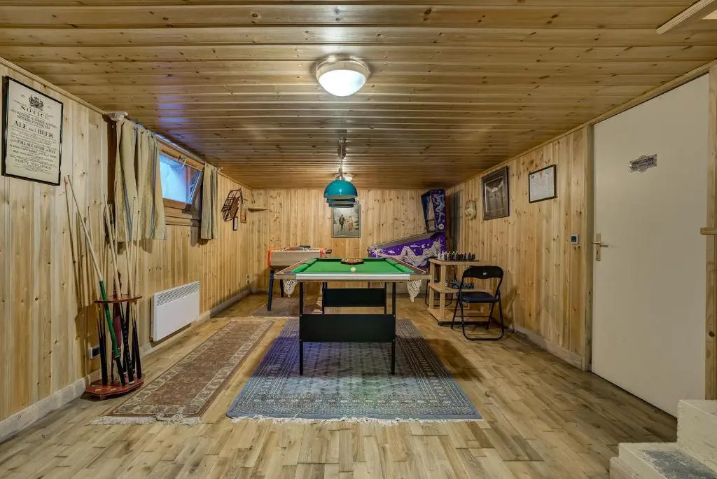 Chalet Ecritoire - Alpes Travel - Les Houches - Sleeps 10