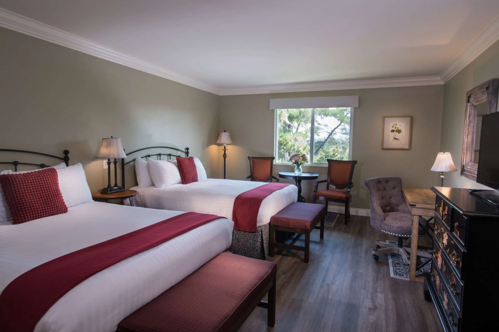 Cambria Pines Lodge