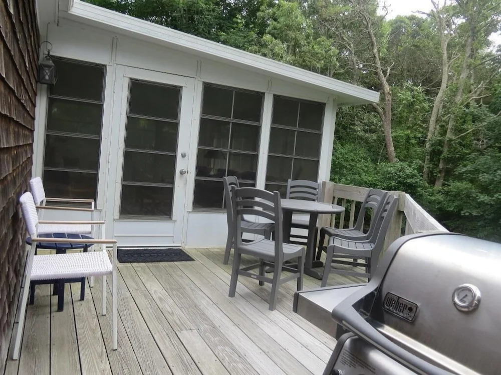 80 Barn Hill Road - Three Bedroom House