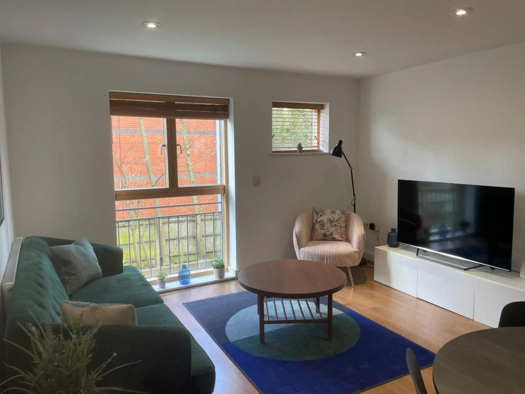 MAIDENHEAD Stylish and modern 2 bedroom apartment