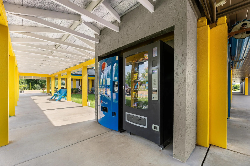 Americas Best Value Inn and Suites