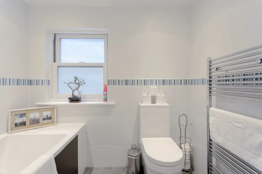 Spacious 2 Bedroom in Battersea