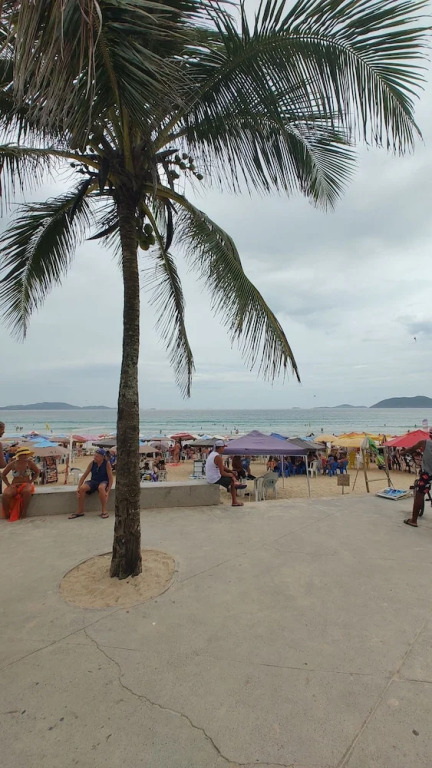 Lindo APT inteiro mt perto da praia Peró