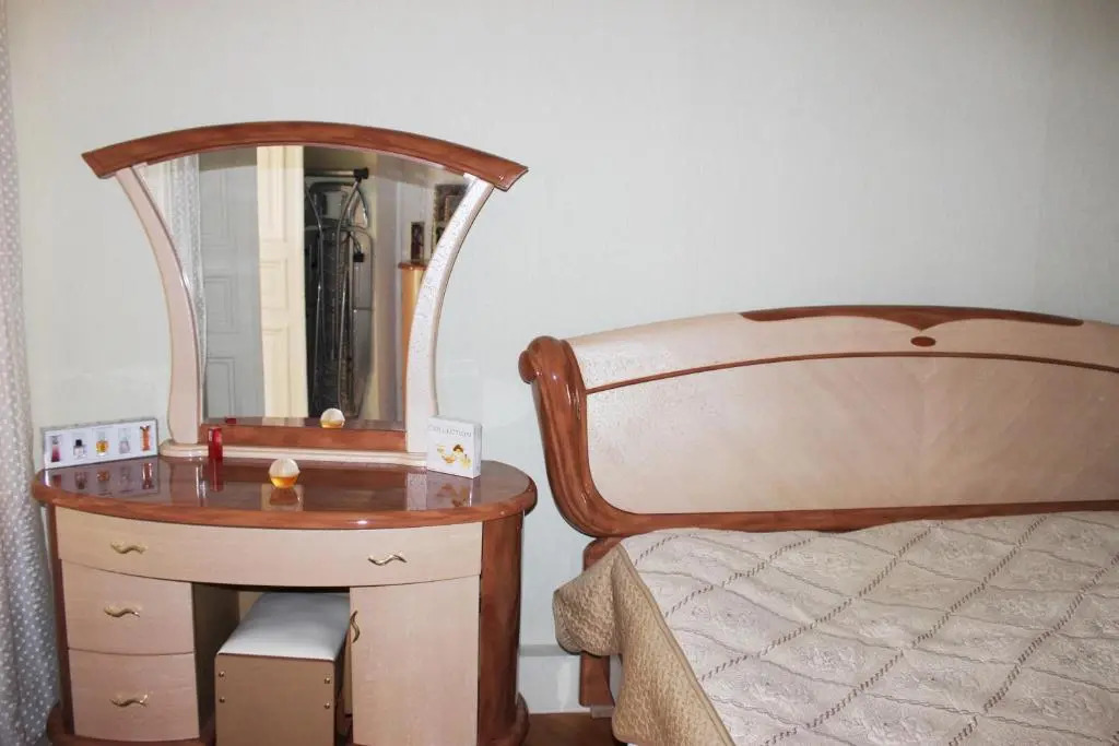 Nika's Guest House