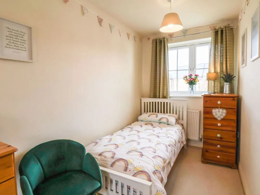The Sandcastle - Part of the The Bay Filey Holiday Village with pool, gym and direct beach access, pub, restaurant, tennis and meadows walks