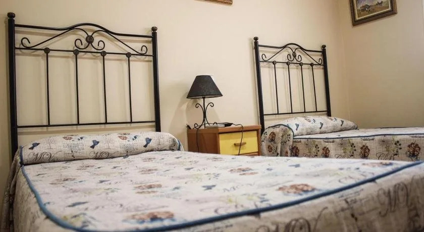 Hostal Colmenar