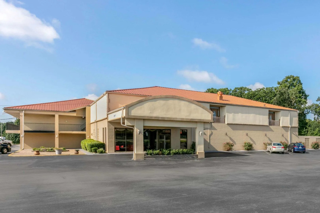 Red Roof Inn Manchester, TN