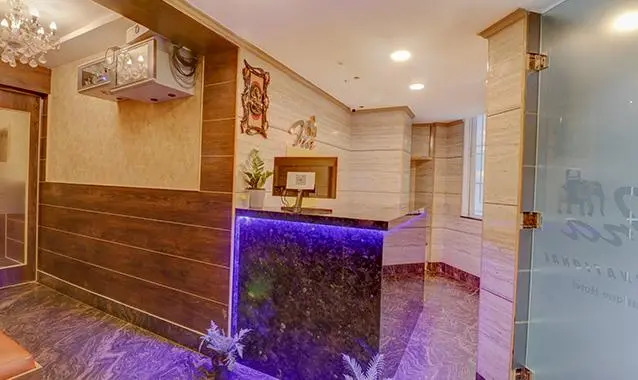 Fabhotel Ira International