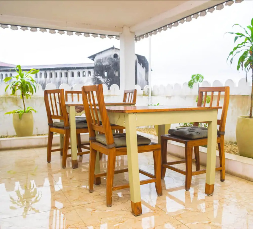 Stonetown View Hotel