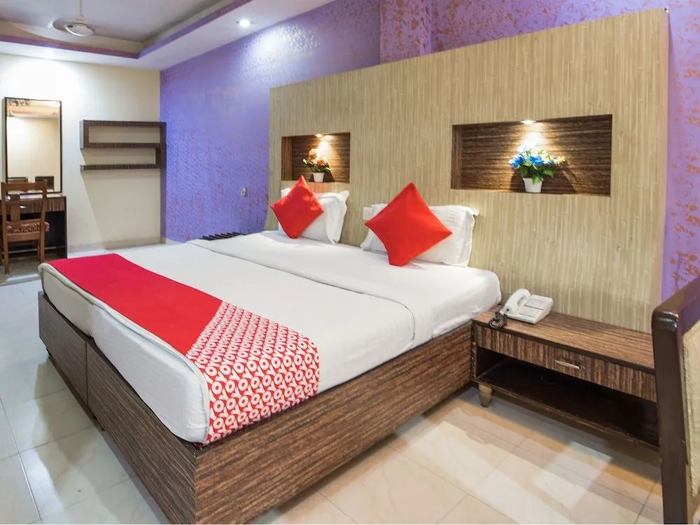 Hotel Hanuwant Palace