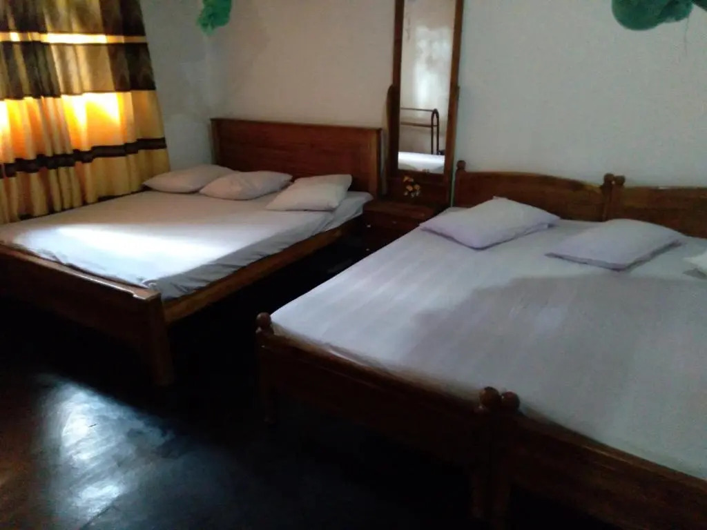 Kumudu Holiday Home