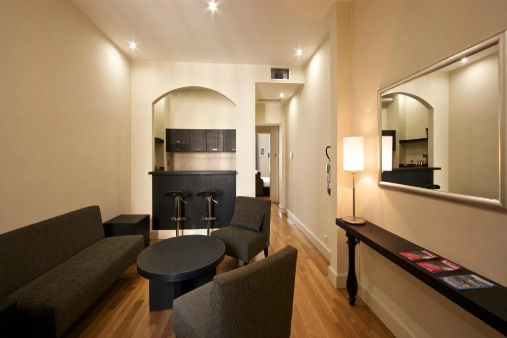 Rhome Terminal Guest House