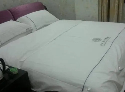 Longxiang Hotel (Guangzhou Huacheng Road)