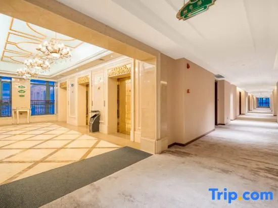 Vienna International Hotel (Huai'an Wuyue Plaza Hexia Ancient Town)