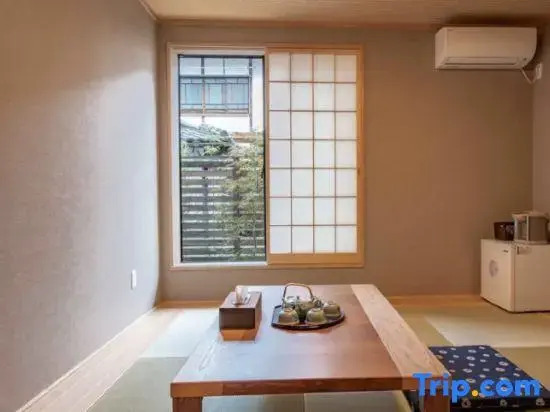 Kyoto KaedeHotel Kamogawa