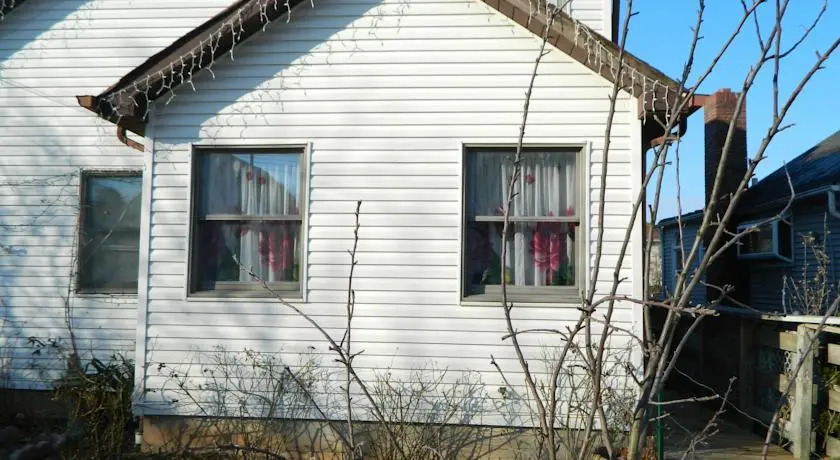 Livingston Apartment