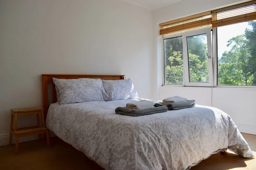2 Bedroom Apartment Close to City Centre