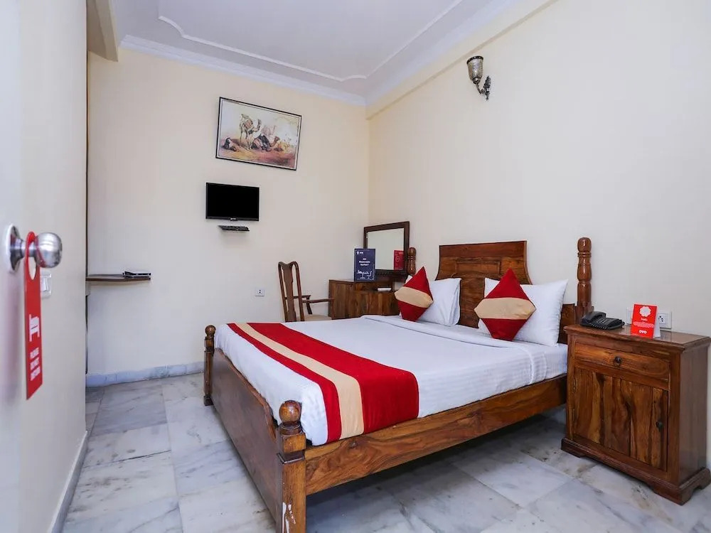 Oyo 22047 Hotel Royal Jaipur Palace
